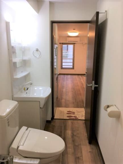 Room image 14