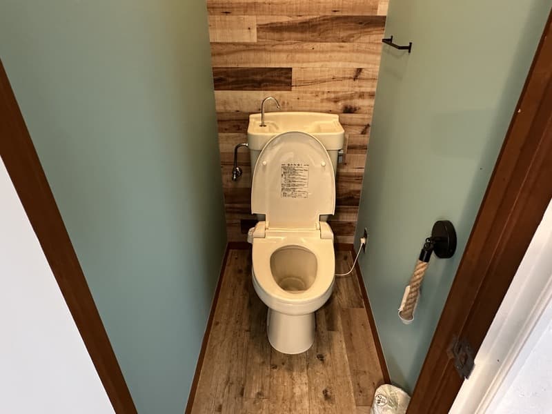 Room image 9