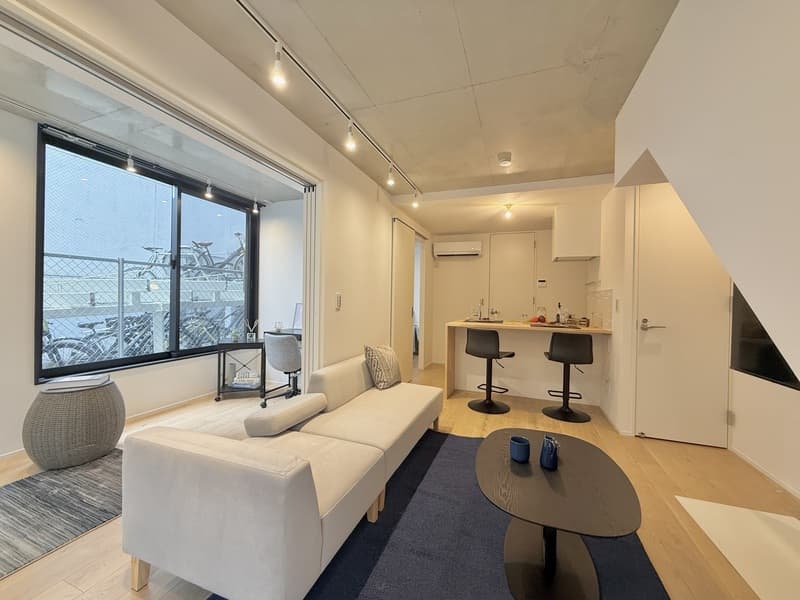 Room image 11