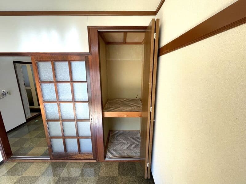 Room image 11