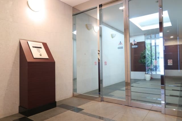 Room image 13