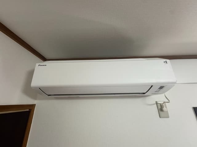 Room image 11