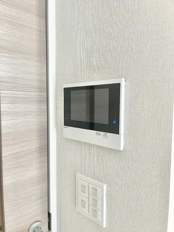 Room image 15
