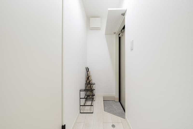 Room image 8