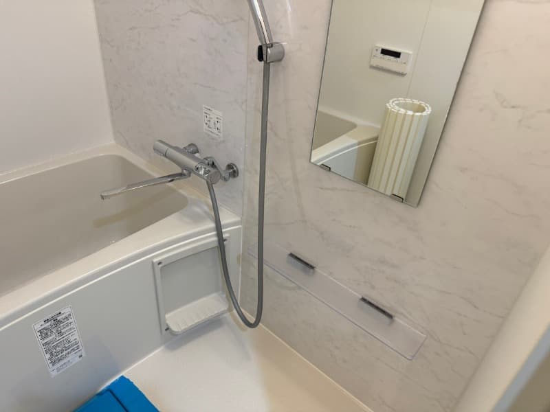 Room image 16