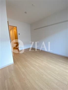 Room image 14