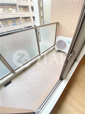 Room image 15