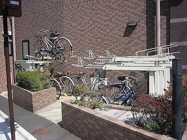 Room image 13