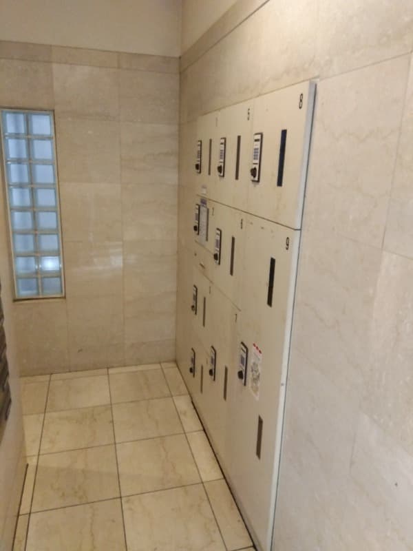 Room image 11