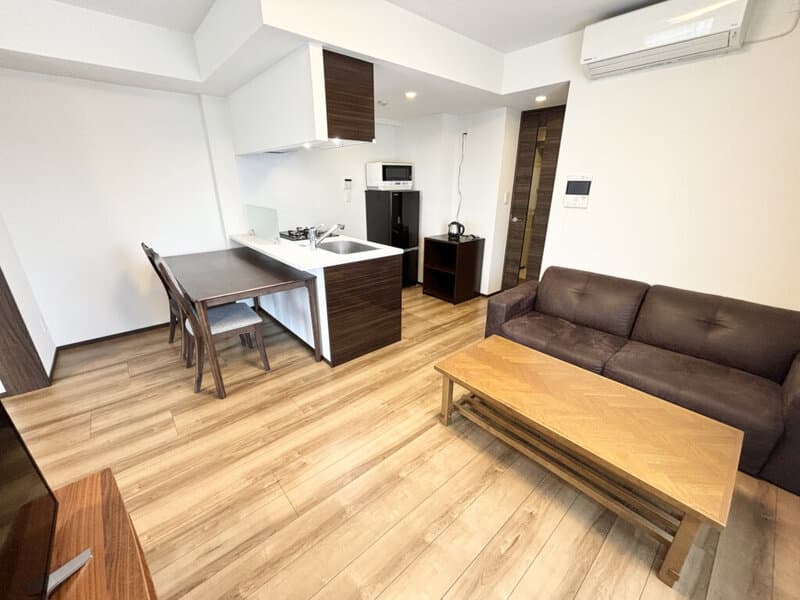 Room image 11