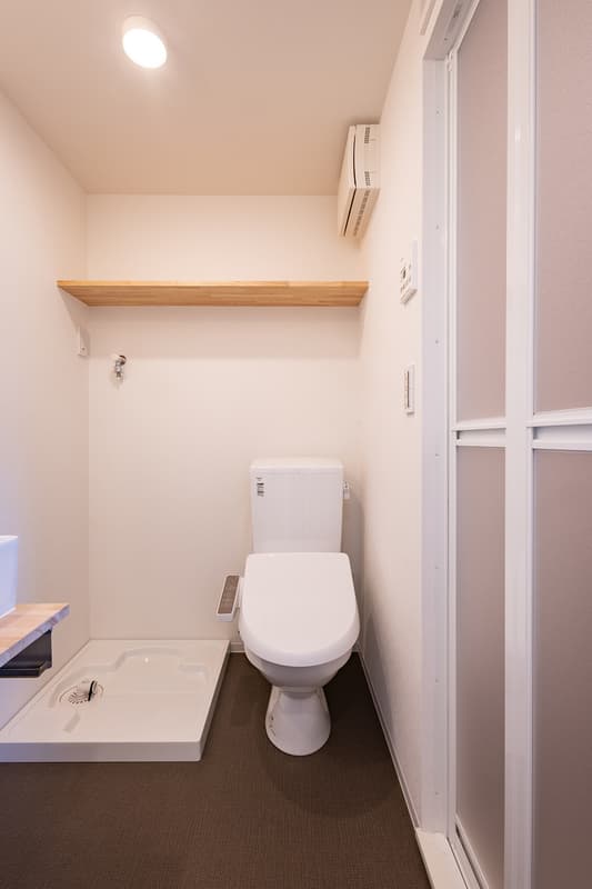 Room image 8
