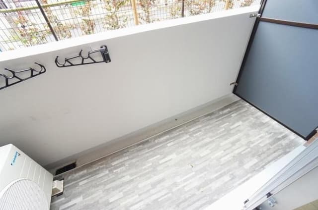 Room image 10