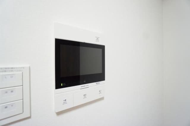 Room image 12