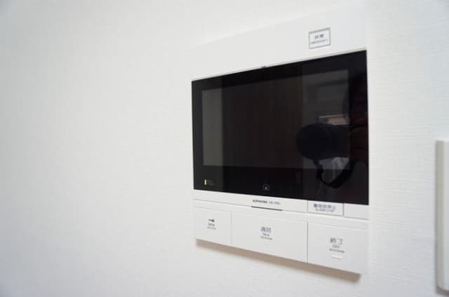 Room image 12