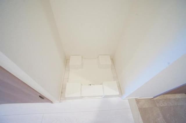 Room image 15