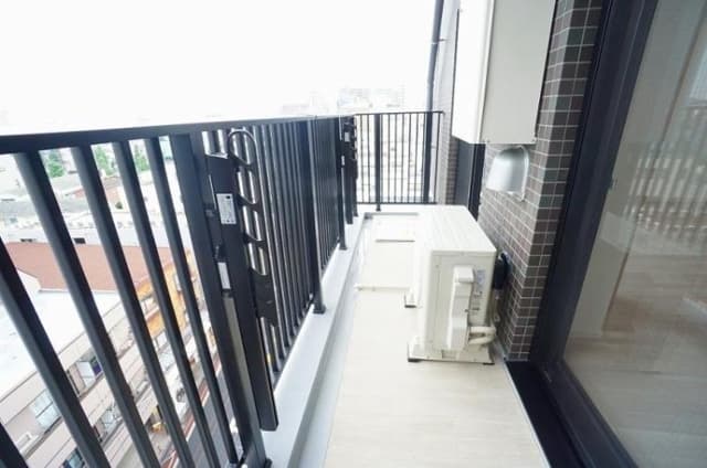 Room image 10