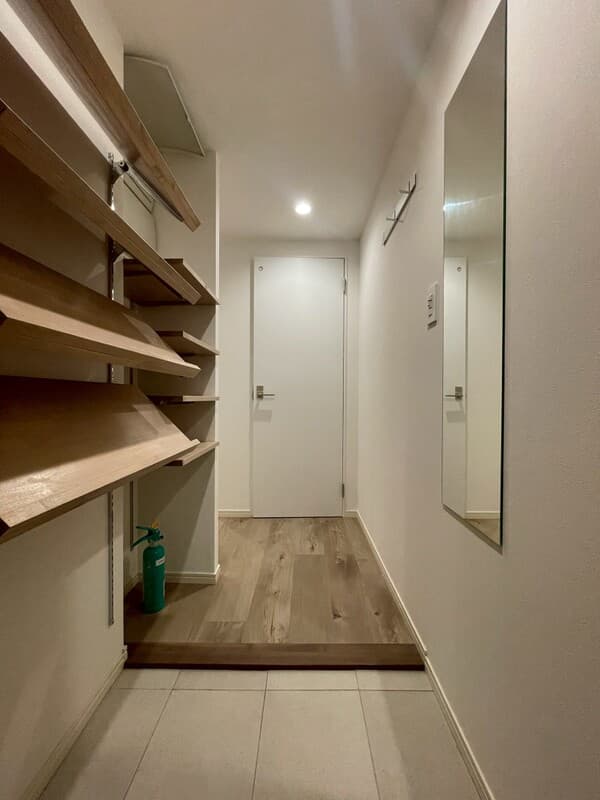 Room image 9