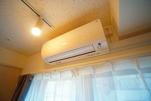 Room image 15