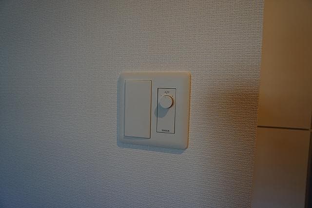 Room image 16
