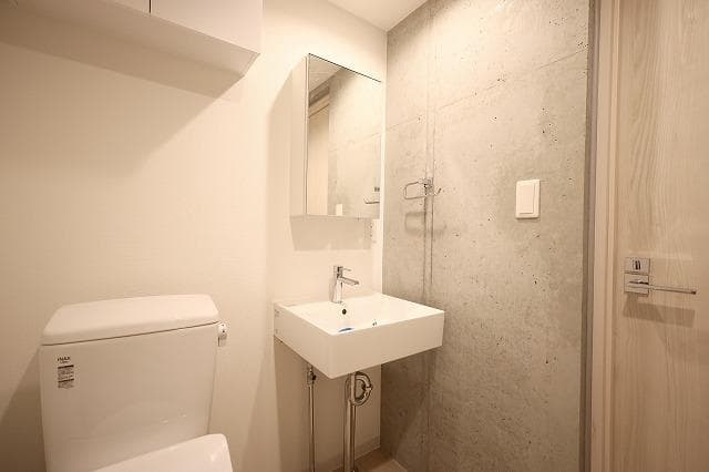 Room image 9