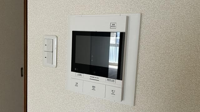 Room image 11