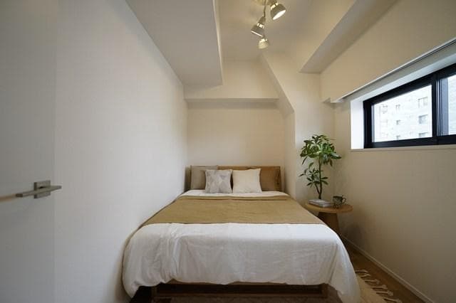 Room image 11