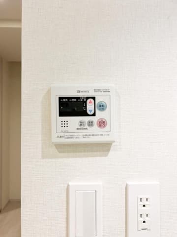 Room image 16