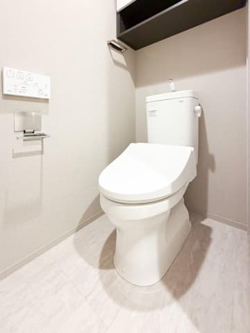 Room image 8
