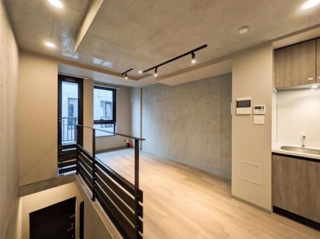 Room image 11