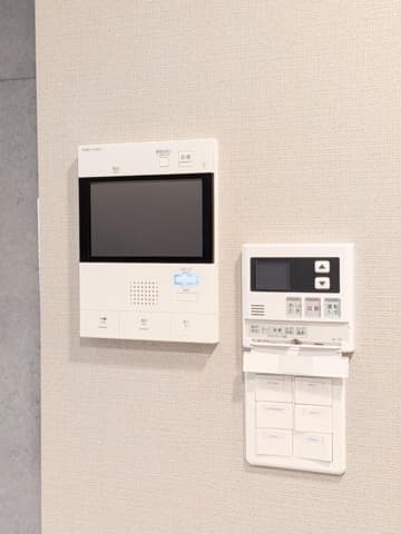 Room image 12