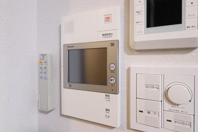 Room image 11