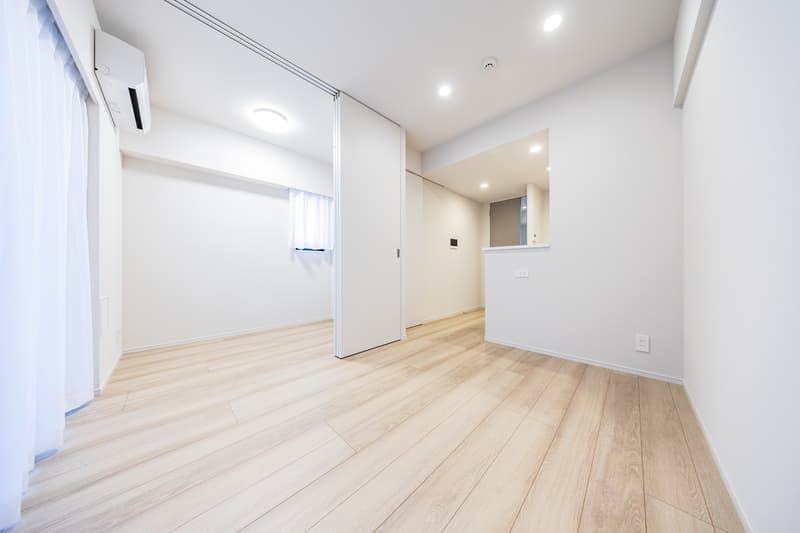 Room image 11