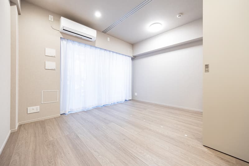 Room image 12