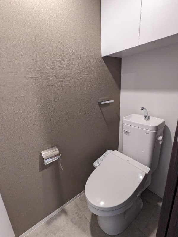 Room image 8