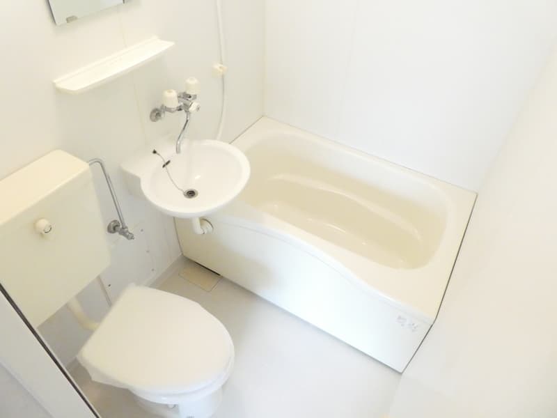 Room image 10