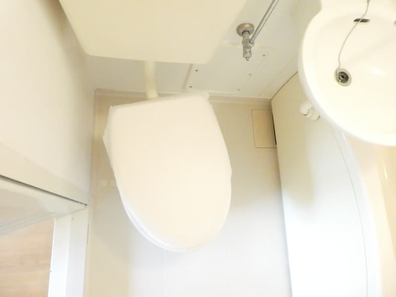 Room image 11