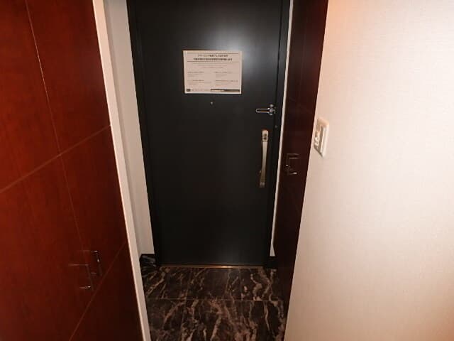 Room image 10