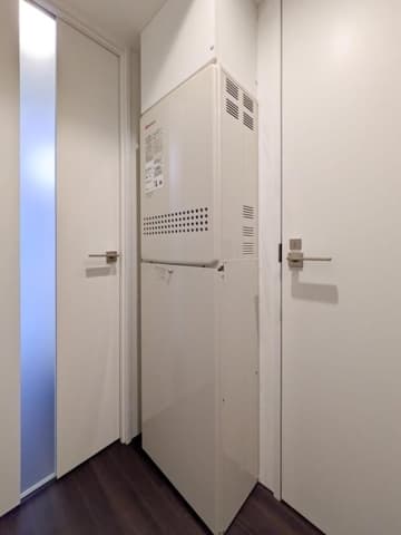 Room image 15