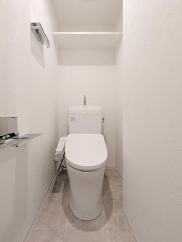 Room image 8