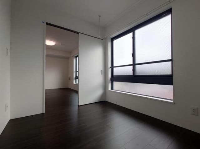 Room image 14