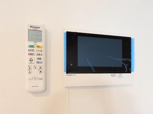 Room image 11