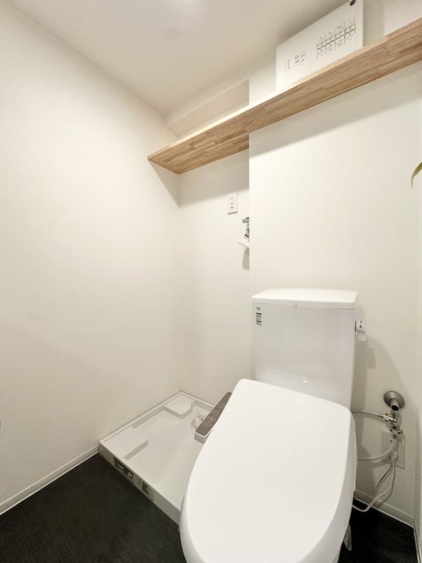 Room image 9