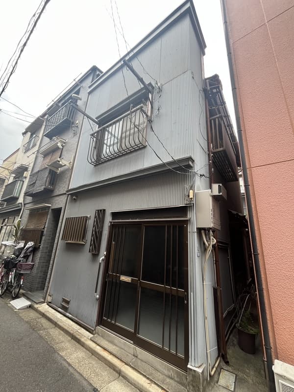 Room image 12