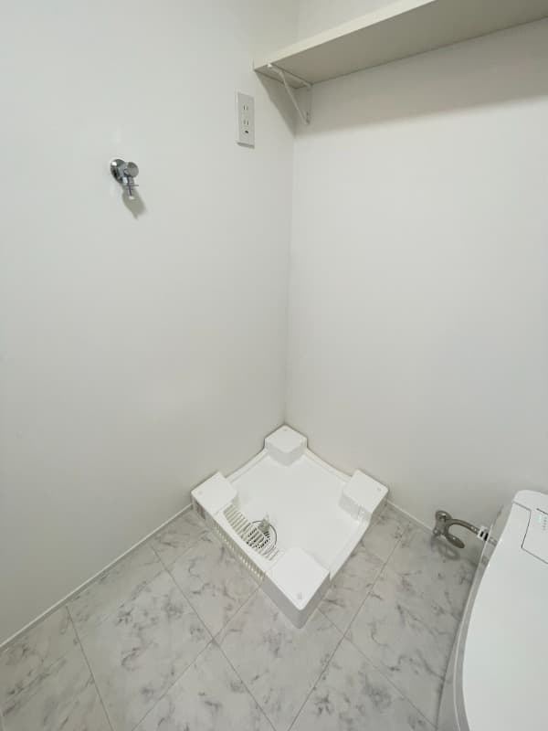 Room image 9