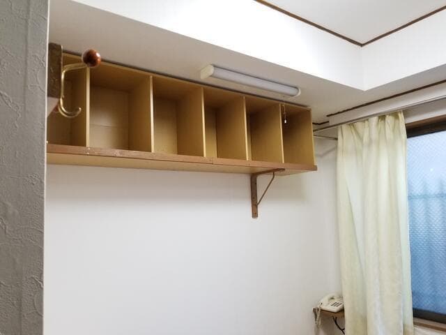 Room image 8