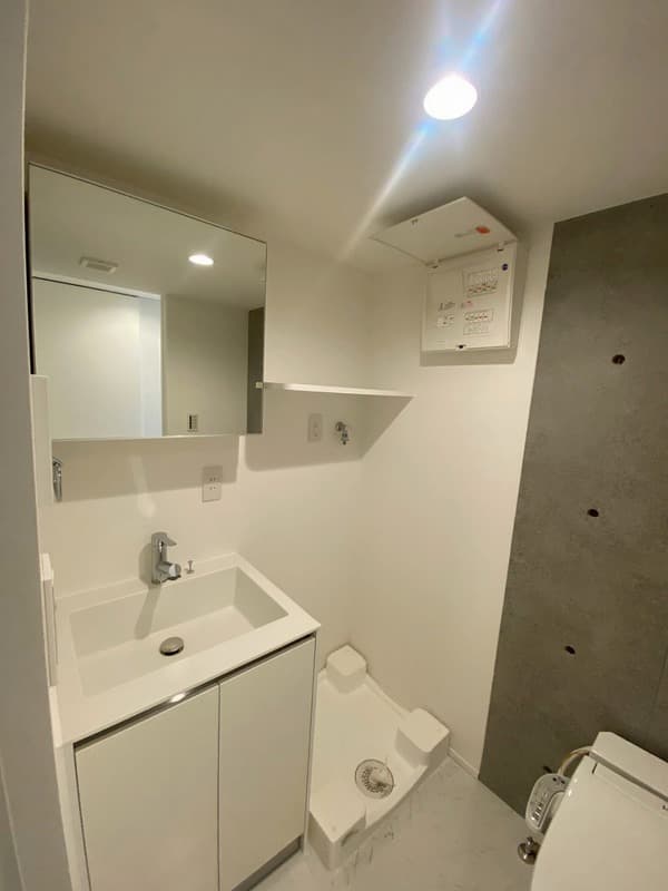 Room image 9