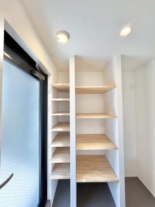Room image 10