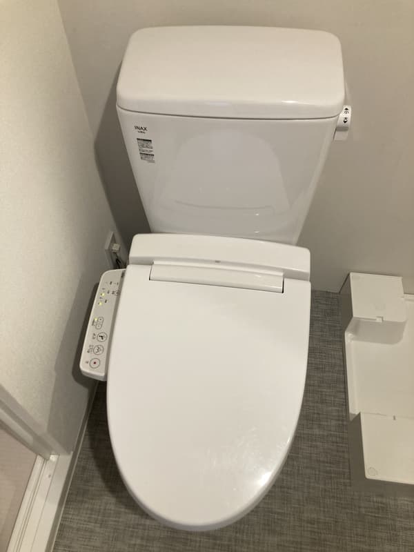 Room image 8