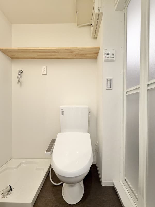 Room image 10
