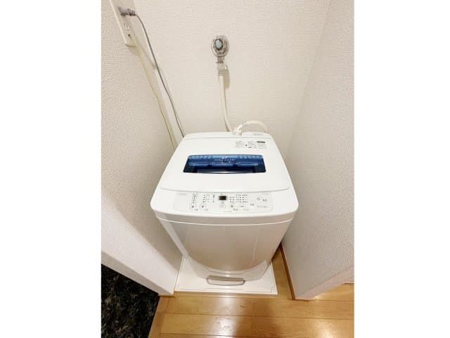Room image 9